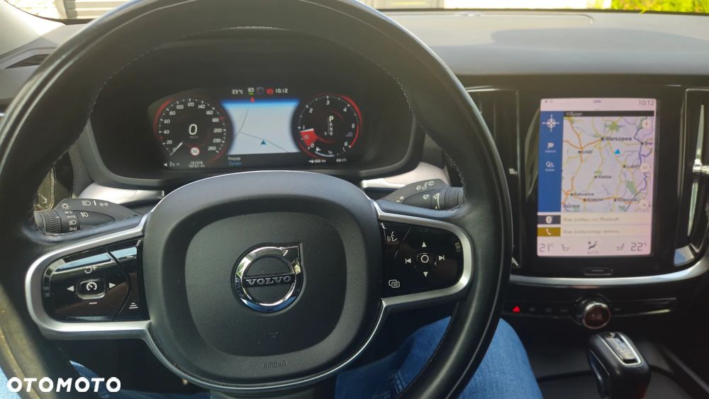 Volvo V60 D3 Momentum Pro - 26