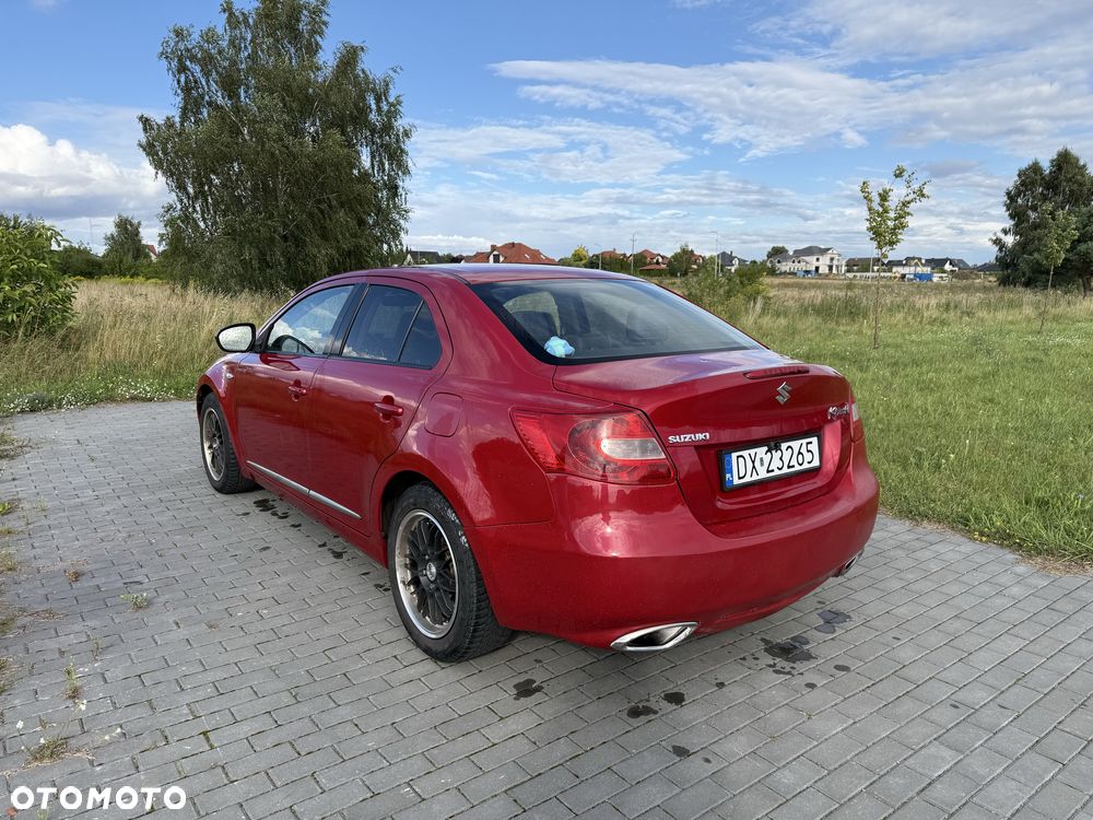 Suzuki Kizashi - 3