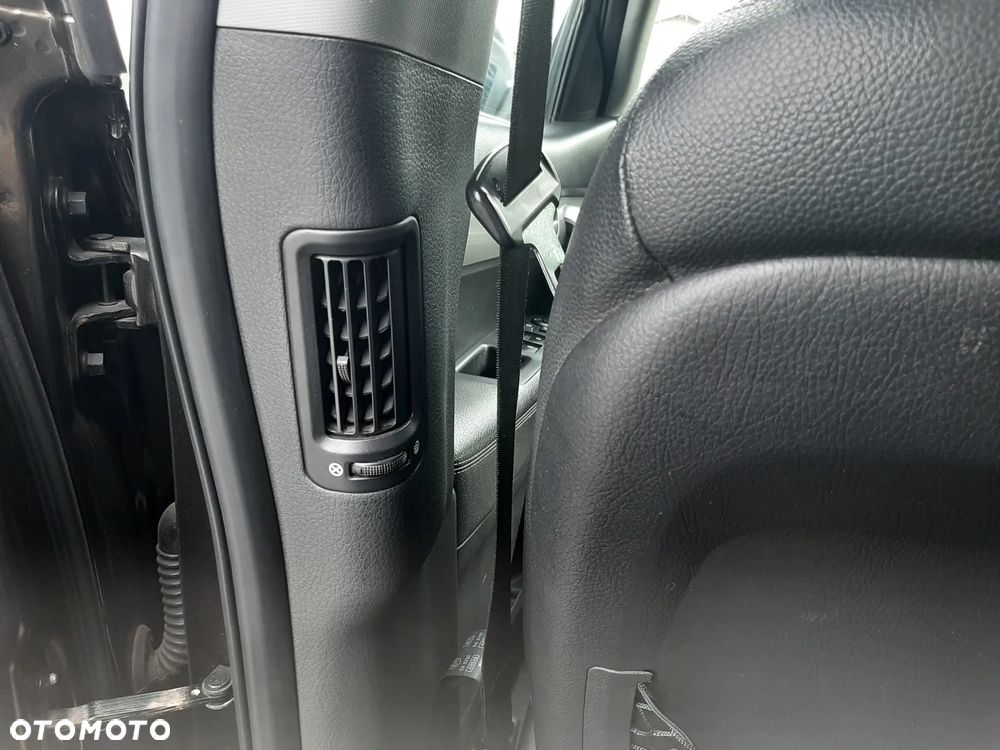 Kia Sorento - 9