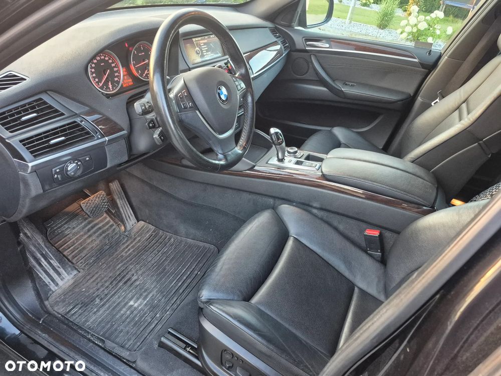 BMW X6 - 8