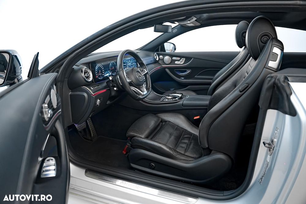 Mercedes-Benz E 220 d 4MATIC - 32