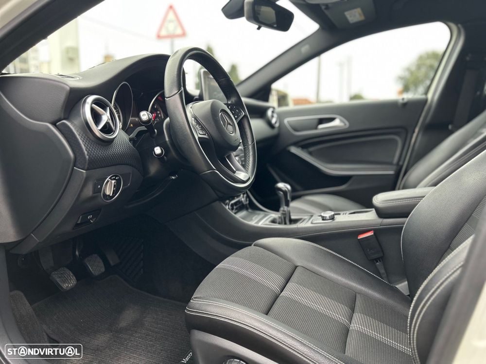 Mercedes-Benz A 180 d Urban - 25