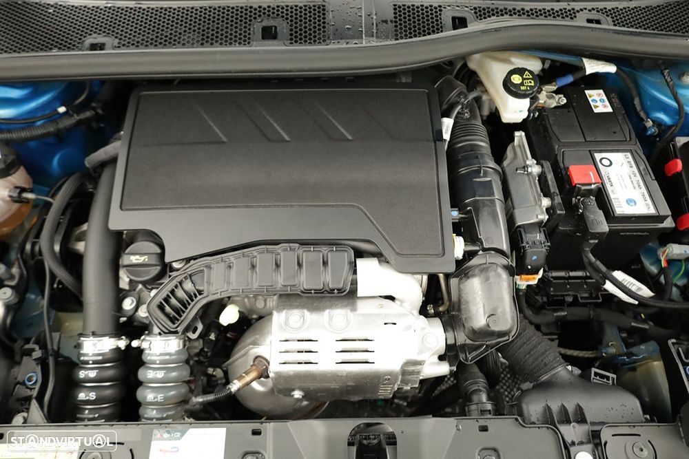 Peugeot 2008 1.2 PureTech Allure - 23