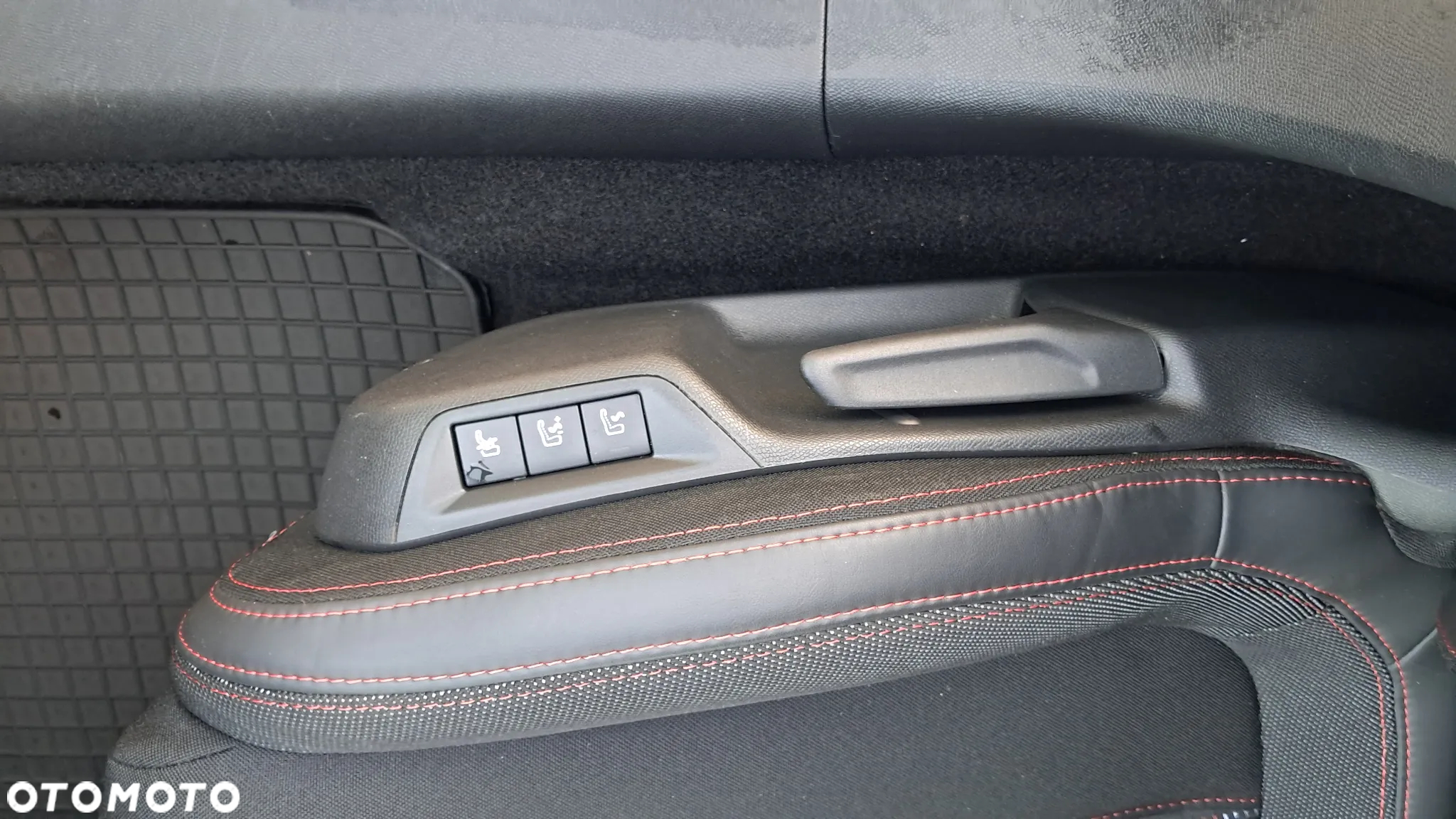 Peugeot 308 - 26
