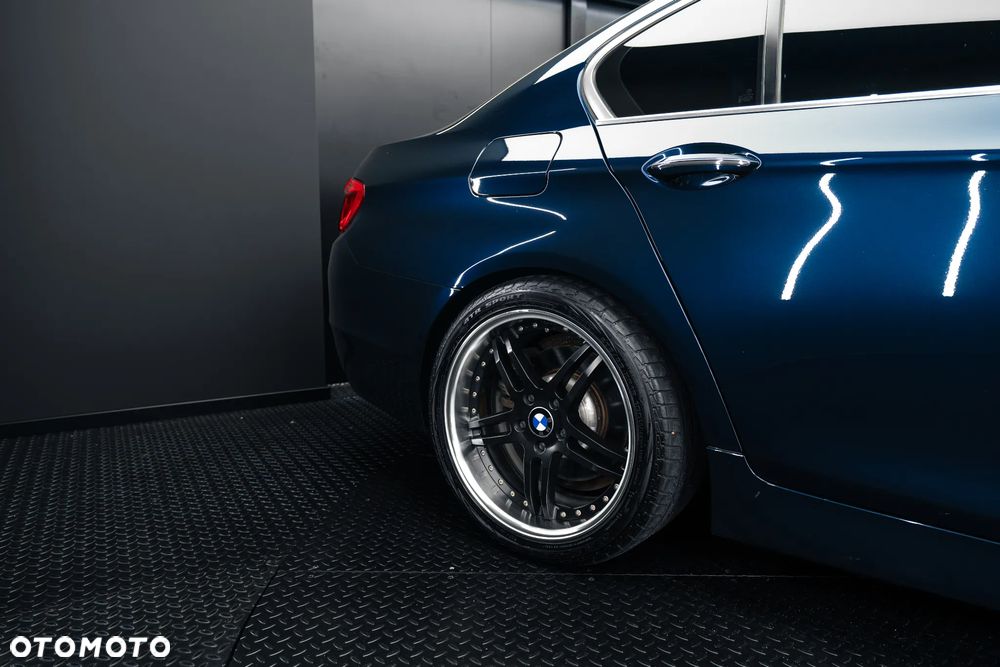 BMW Seria 5 530i - 13