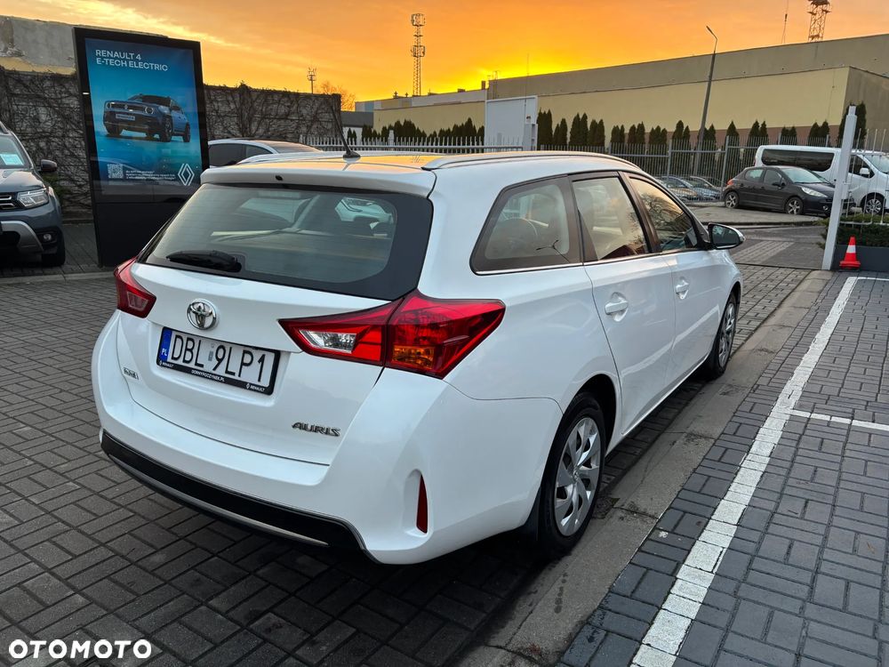 Toyota Auris 1.6 Active - 5