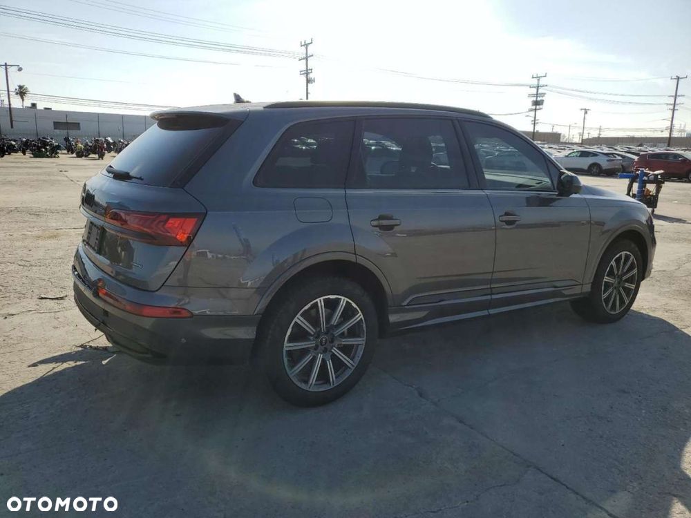 Audi Q7 - 4