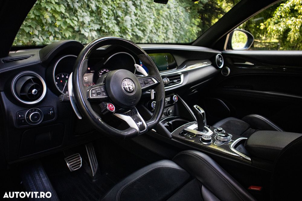 Alfa Romeo Stelvio 2.9 V6 Turbo AWD AT8 Quadrifoglio - 33