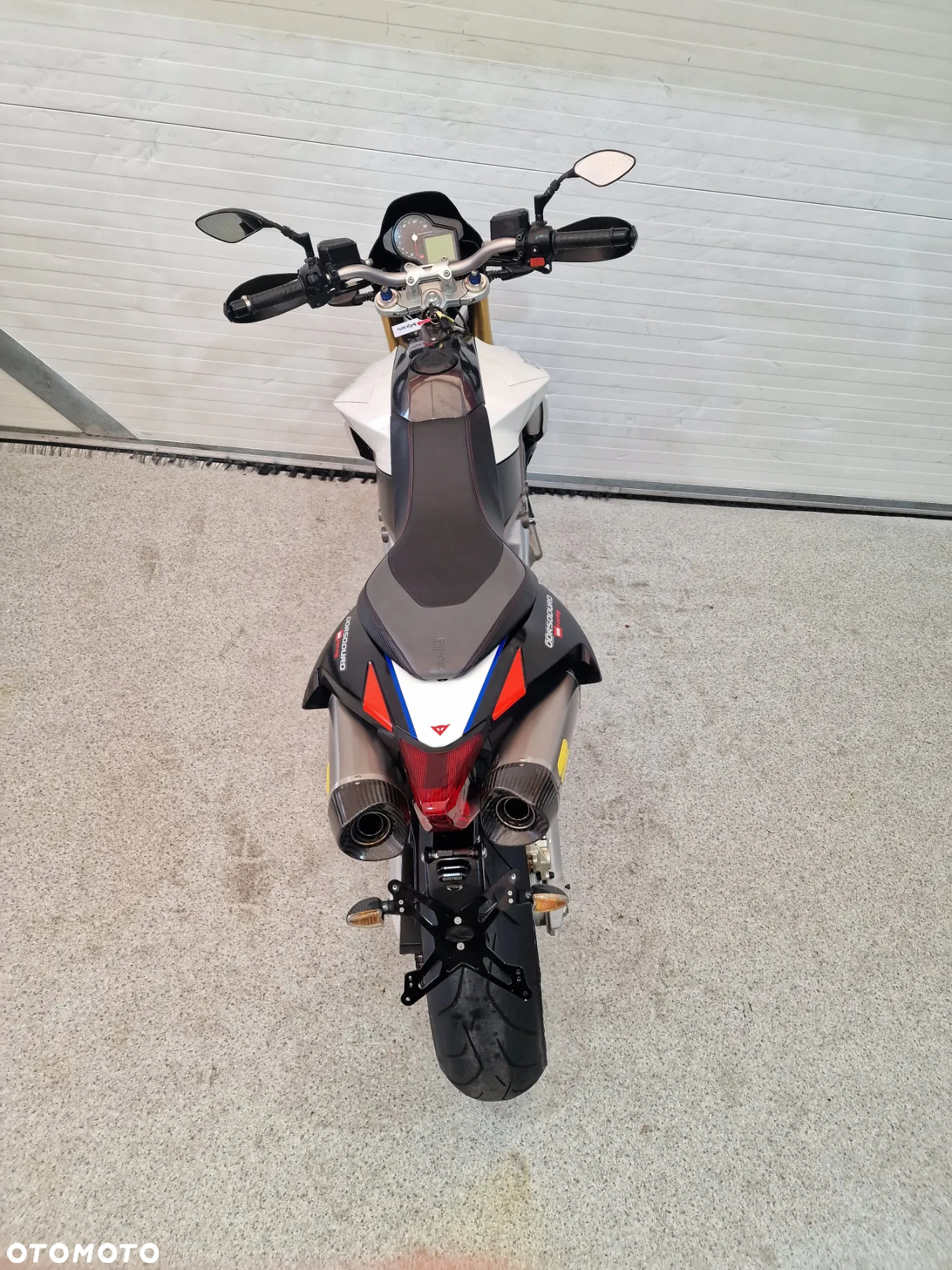 Aprilia Dorsoduro - 24