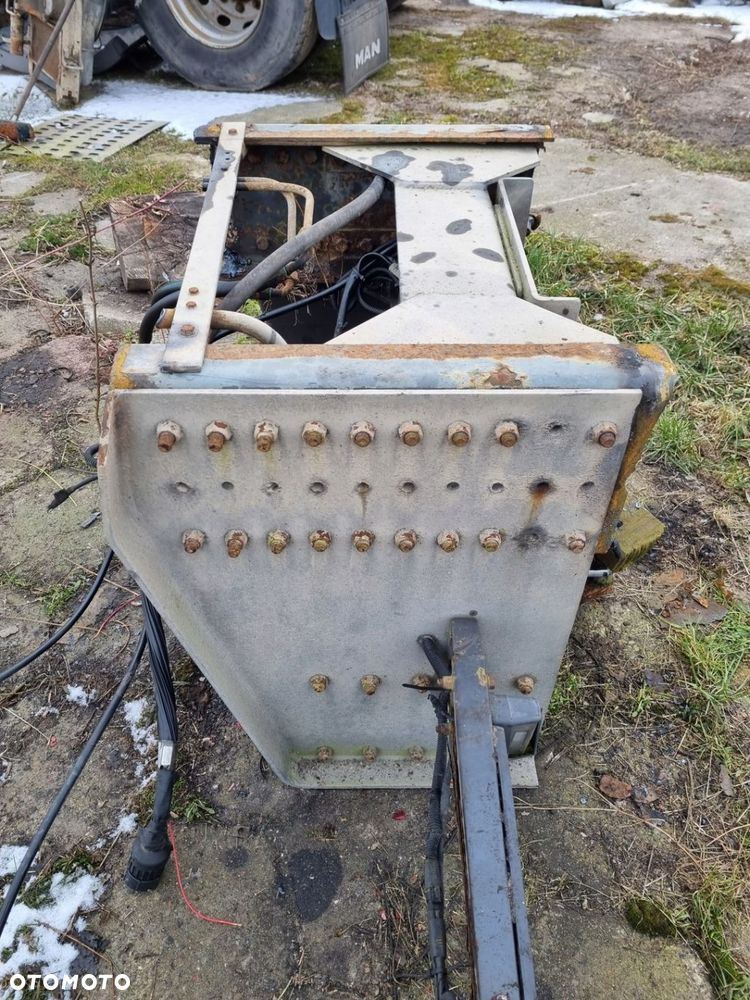 ZACZEP HAK BELKA LOHR LAWETA DAF XF CF - 4