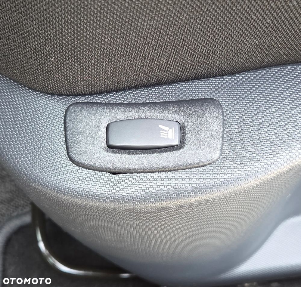 Renault Clio - 16