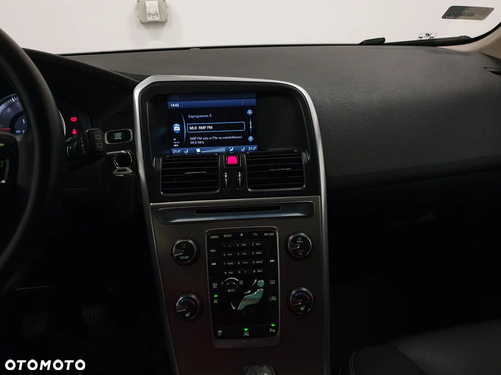 Volvo XC 60 - 13