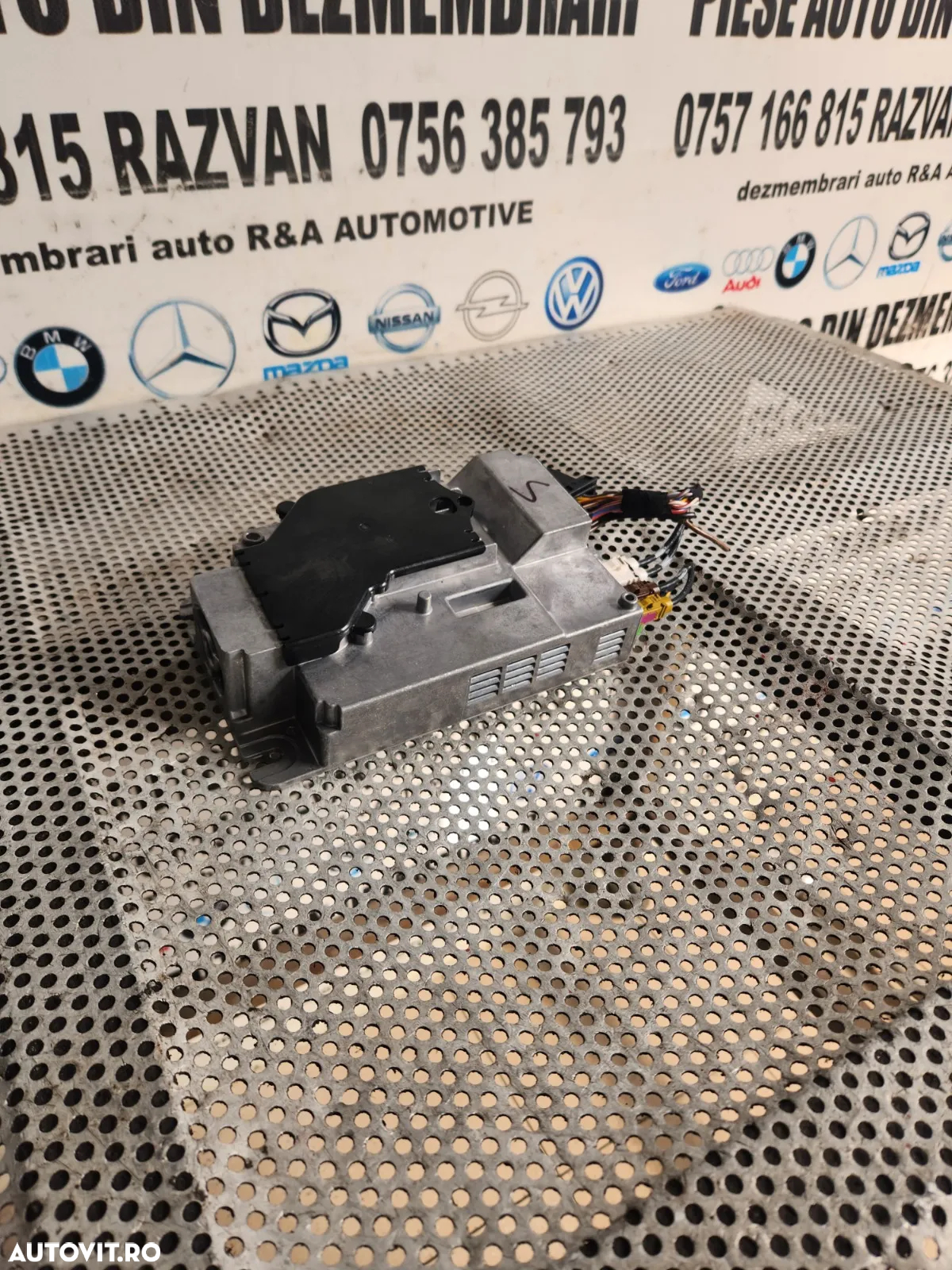 Amplificator Sunet Harman Becker Bmw G20 G21 G22 G23 G26 G28 G29 G42 M2 M3 M4 Cod 5A7DD93 Dezmembrez Bmw - Dezmembrari Arad - 3