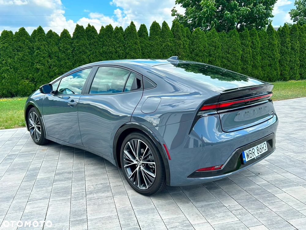 Toyota Prius 2.0 Hybrid Prestige - 8