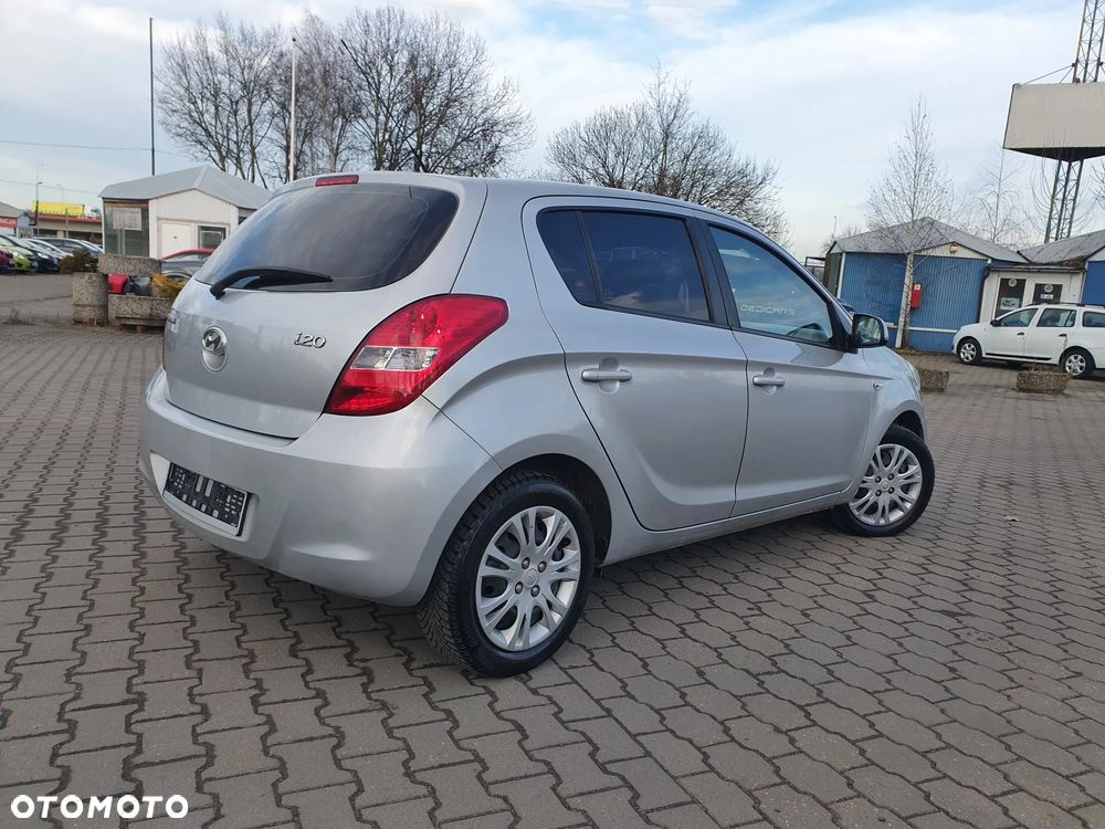 Hyundai i20 1.2 Edition Plus - 12