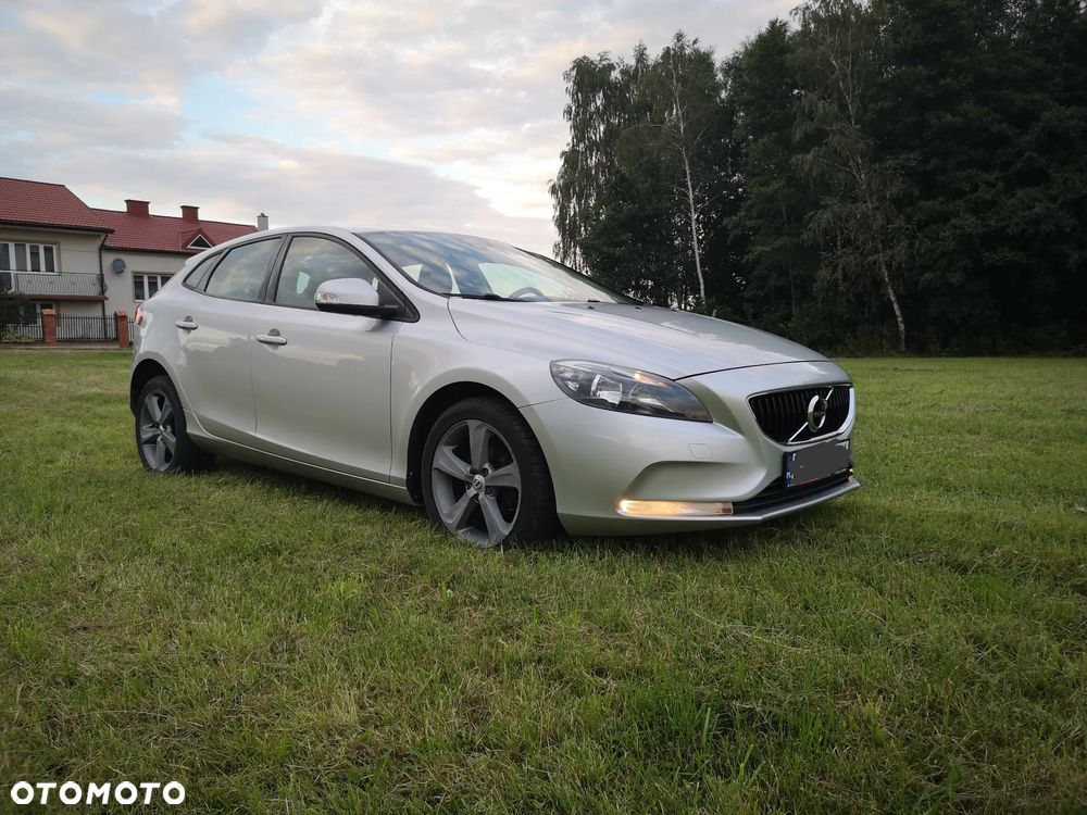 Volvo V40 D2 Kinetic - 2
