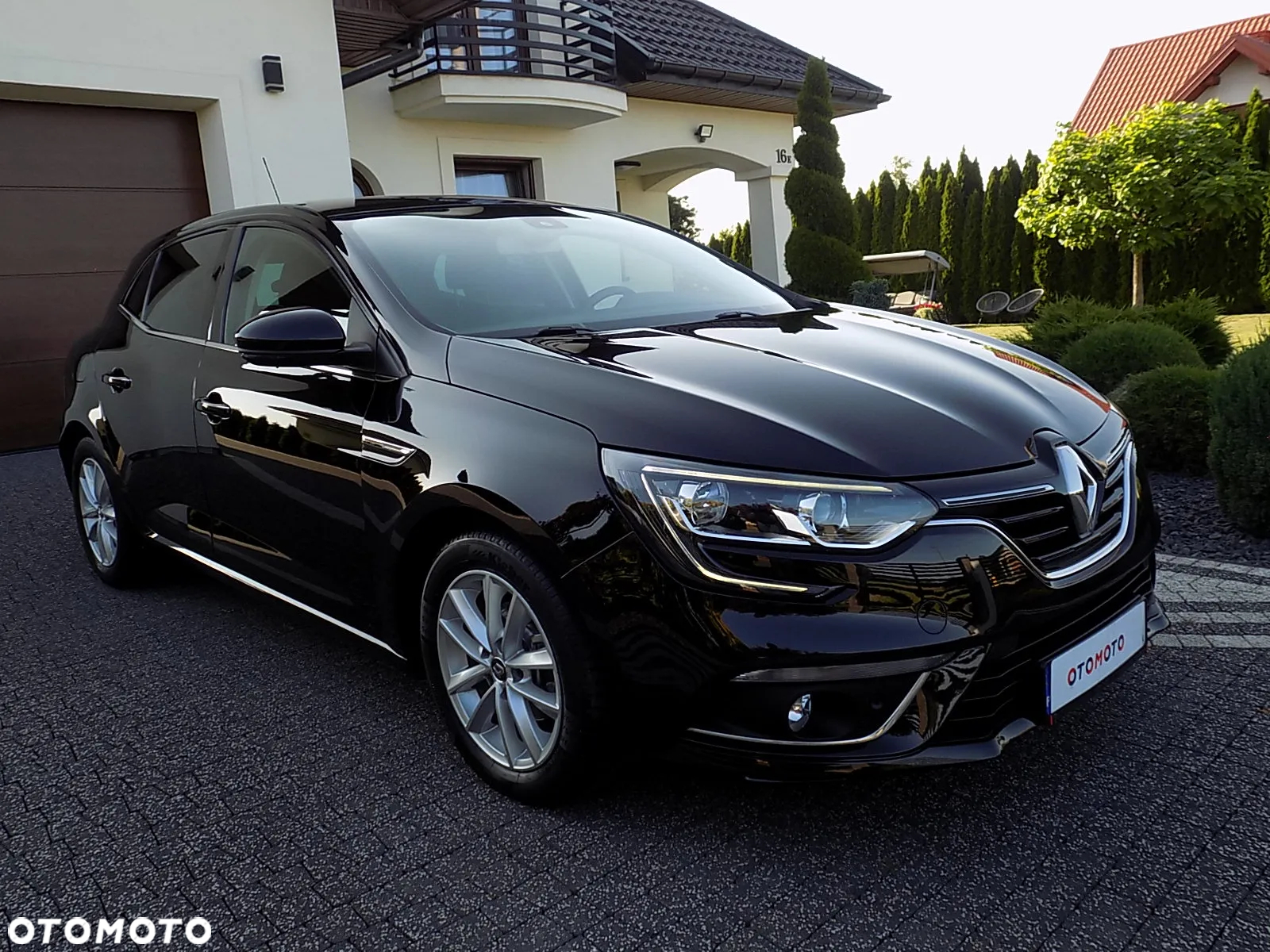 Renault Megane ENERGY TCe 100 LIMITED - 3