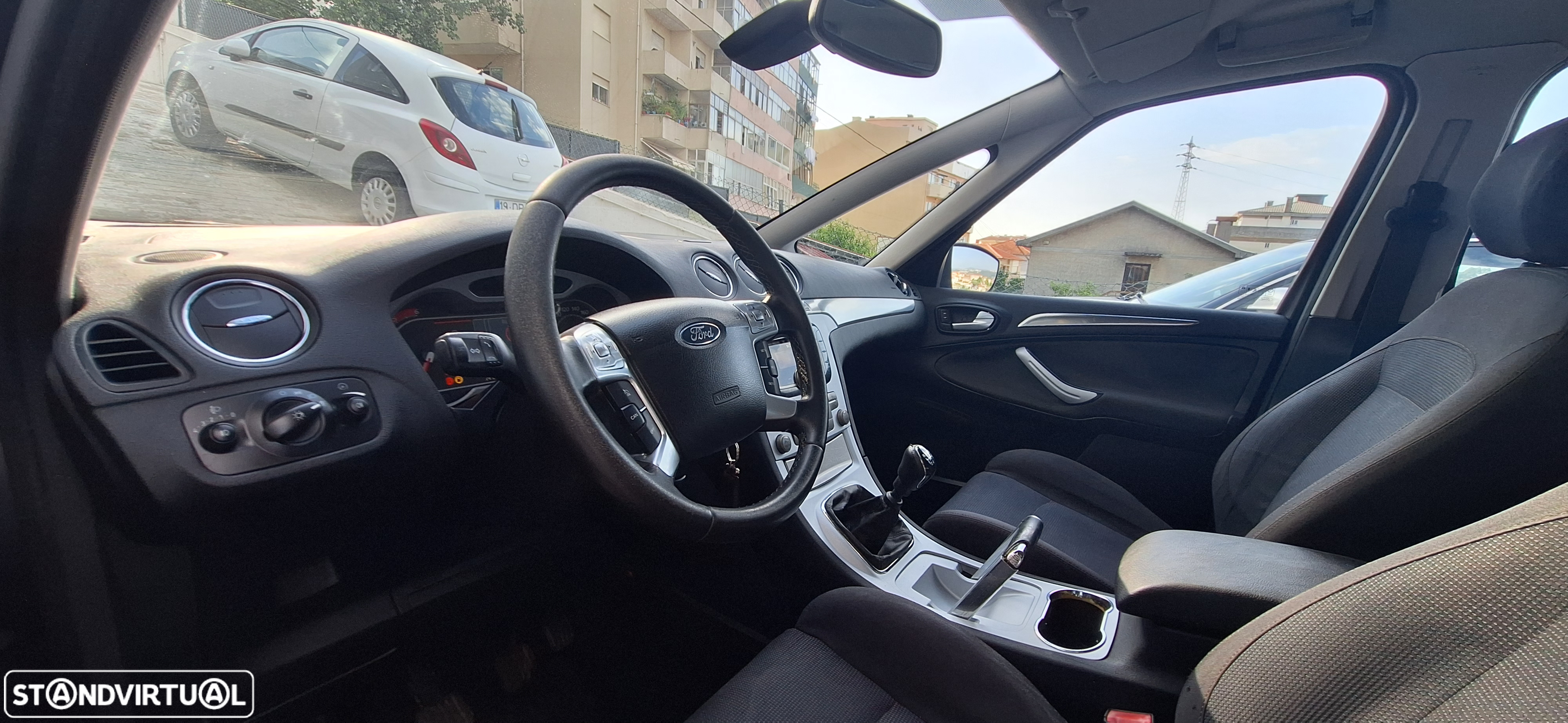 Ford S-Max 1.8 TDCi Trend 7L - 15