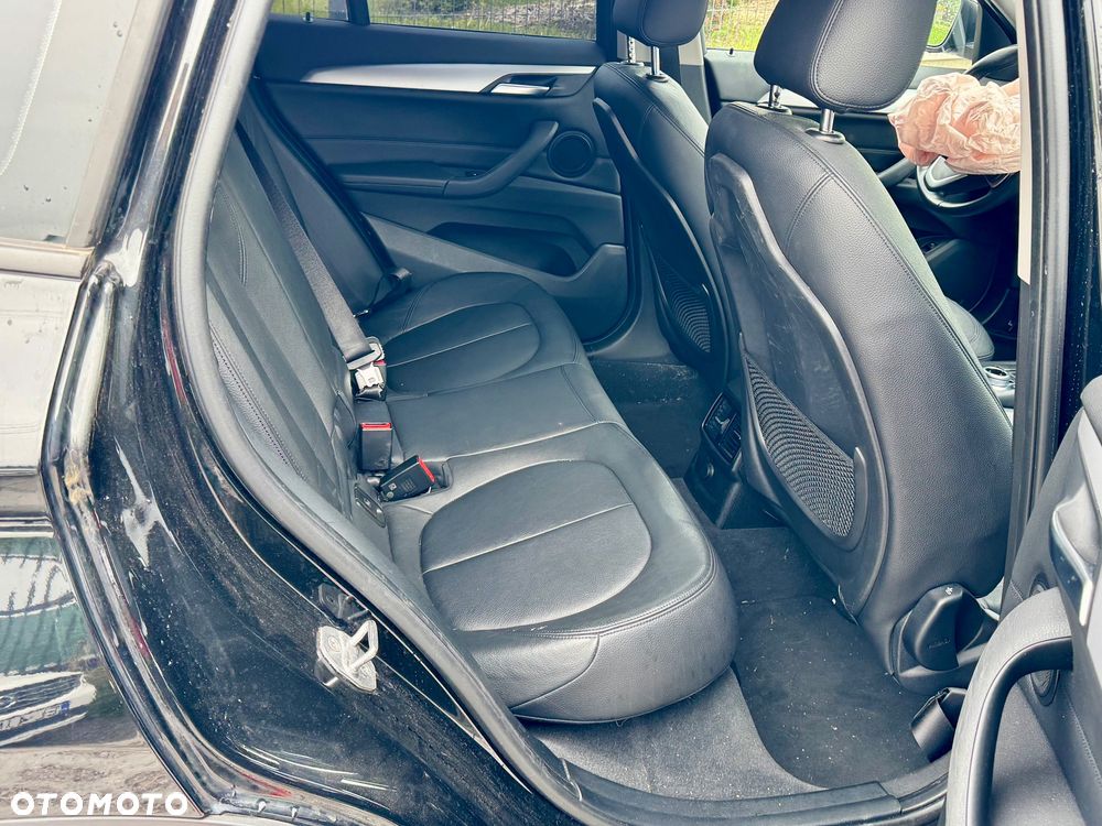 BMW X1 sDrive18d - 9