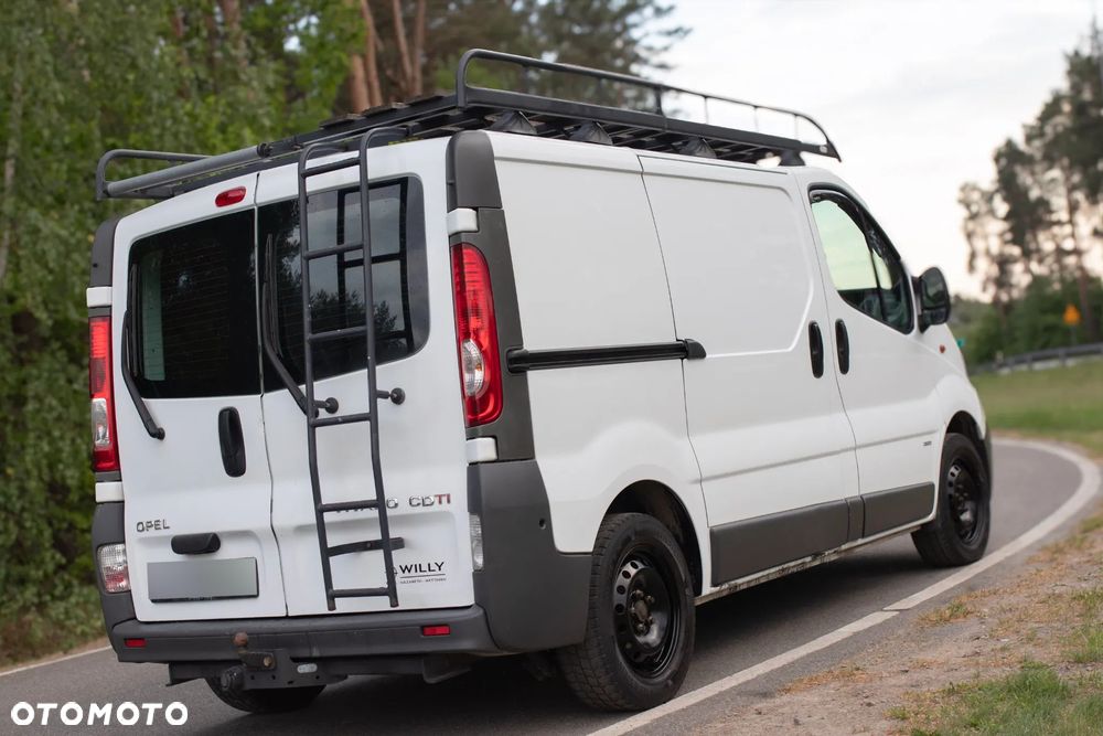 Opel Vivaro - 13