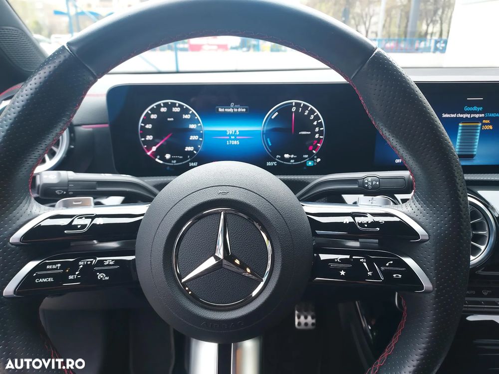 Mercedes-Benz CLA 250 - 11