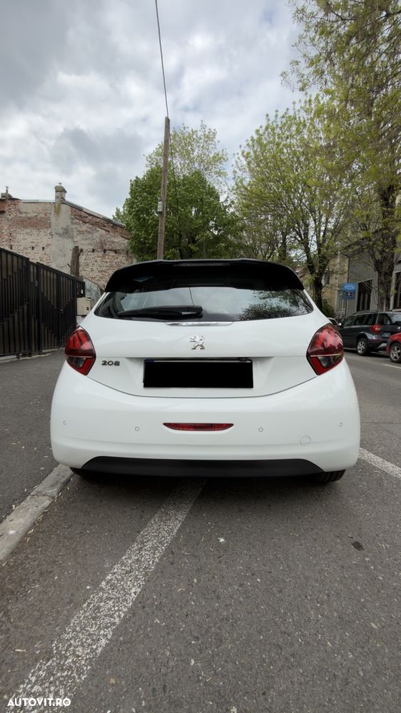 Peugeot 208 - 2