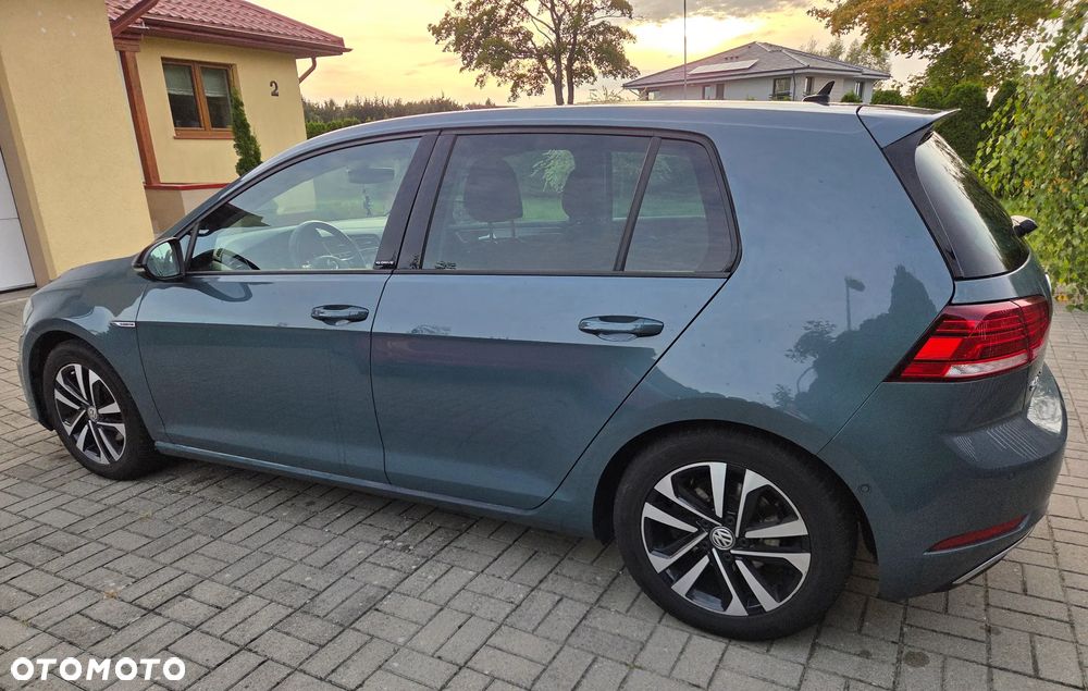 Volkswagen Golf - 9