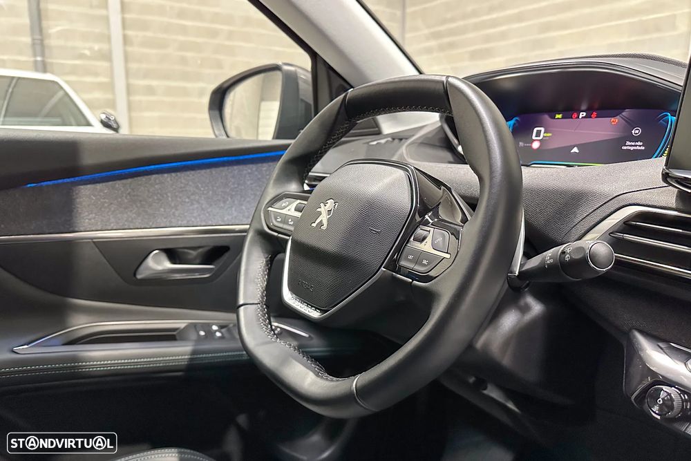 Peugeot 3008 1.6 Hybrid Allure Pack e-EAT8 - 39