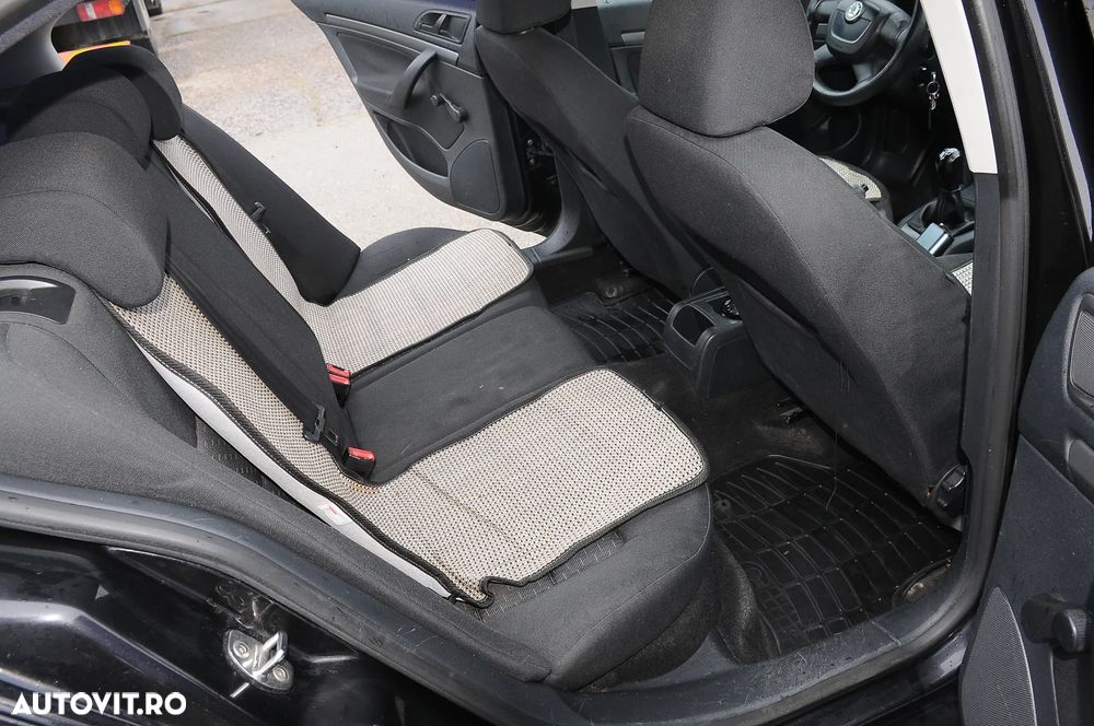 Skoda Octavia 1.6 TDI Ambiente - 9