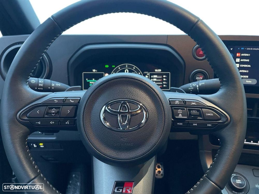 Toyota GR Yaris - 16