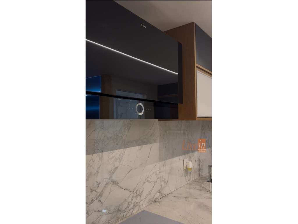 Arrecadação Transformada em T2 - Centro da Ericeira - Grande imagem: 2/15