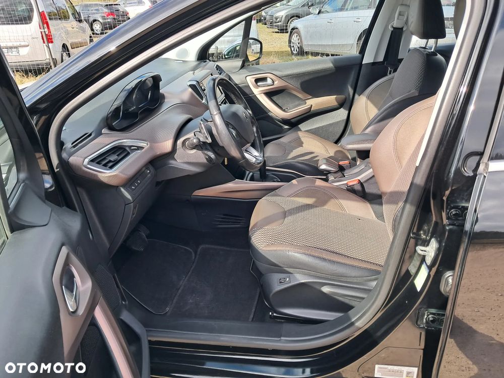 Peugeot 2008 e-HDi FAP 92 EGS6 STOP & START Allure - 13