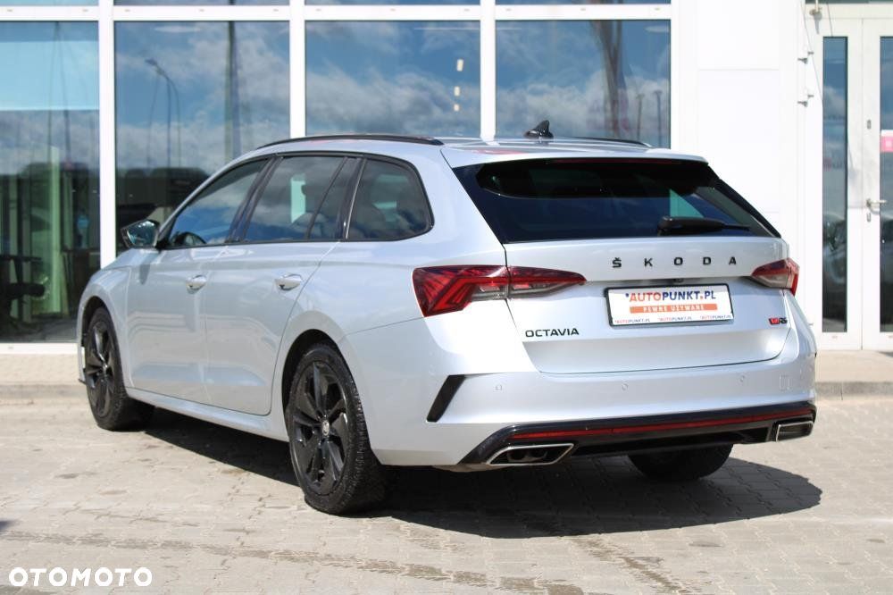 Skoda Octavia - 3