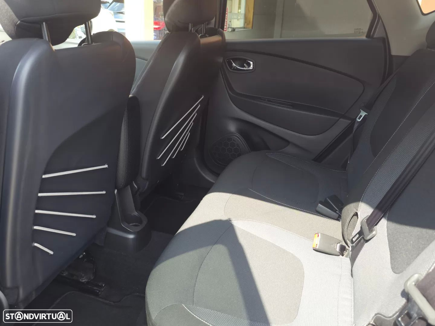 Renault Captur 0.9 TCE - 11