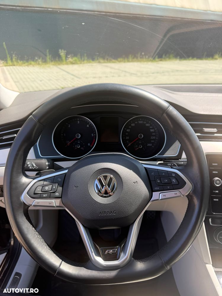 Volkswagen Passat 2.0 TDI DSG R Executive - 7
