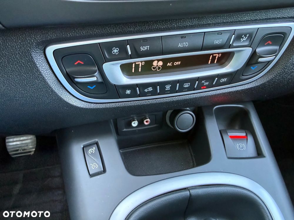 Renault Scenic 1.6 16V Expression - 30