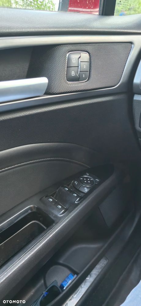 Ford Mondeo 2.0 TDCi Titanium - 13