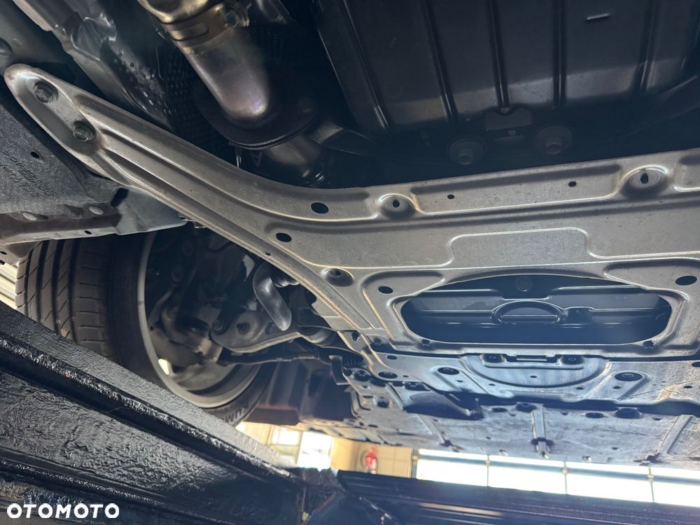 Lexus LS 460 Elite - 40