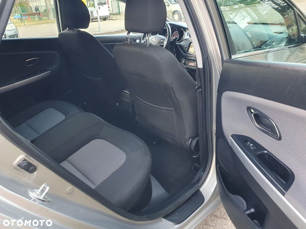 Kia Ceed 1.6 GDI Spirit - 14