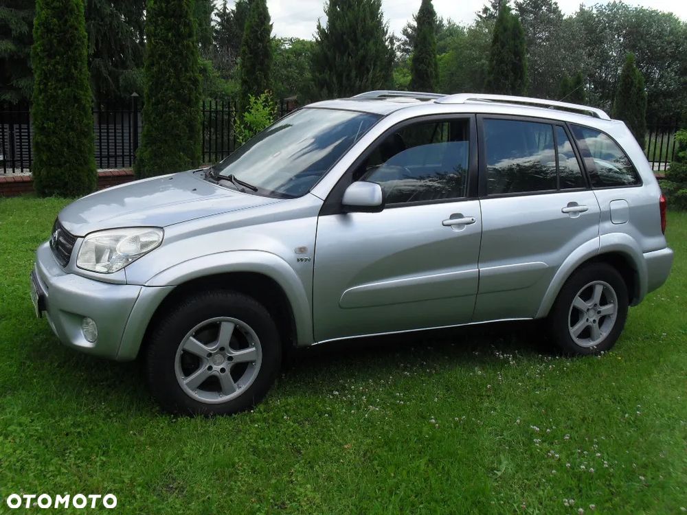 Toyota RAV4 2.0 VVT-i 4x4 - 10