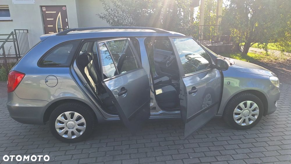 Skoda Fabia 1.2 TSI Ambiente - 14
