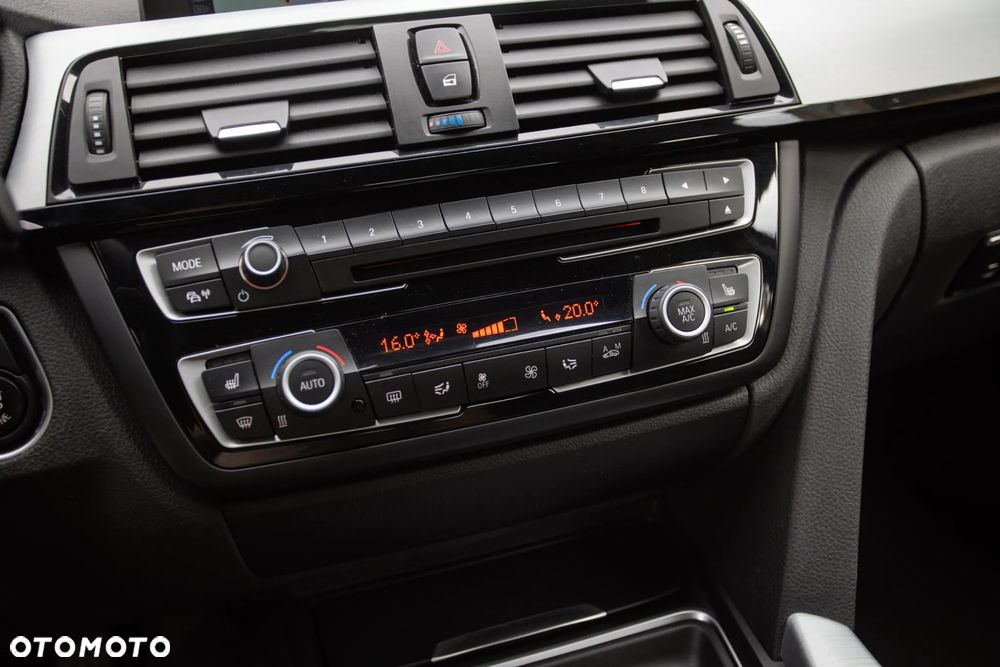 BMW Seria 4 420i Sport-Aut Sport Line - 31