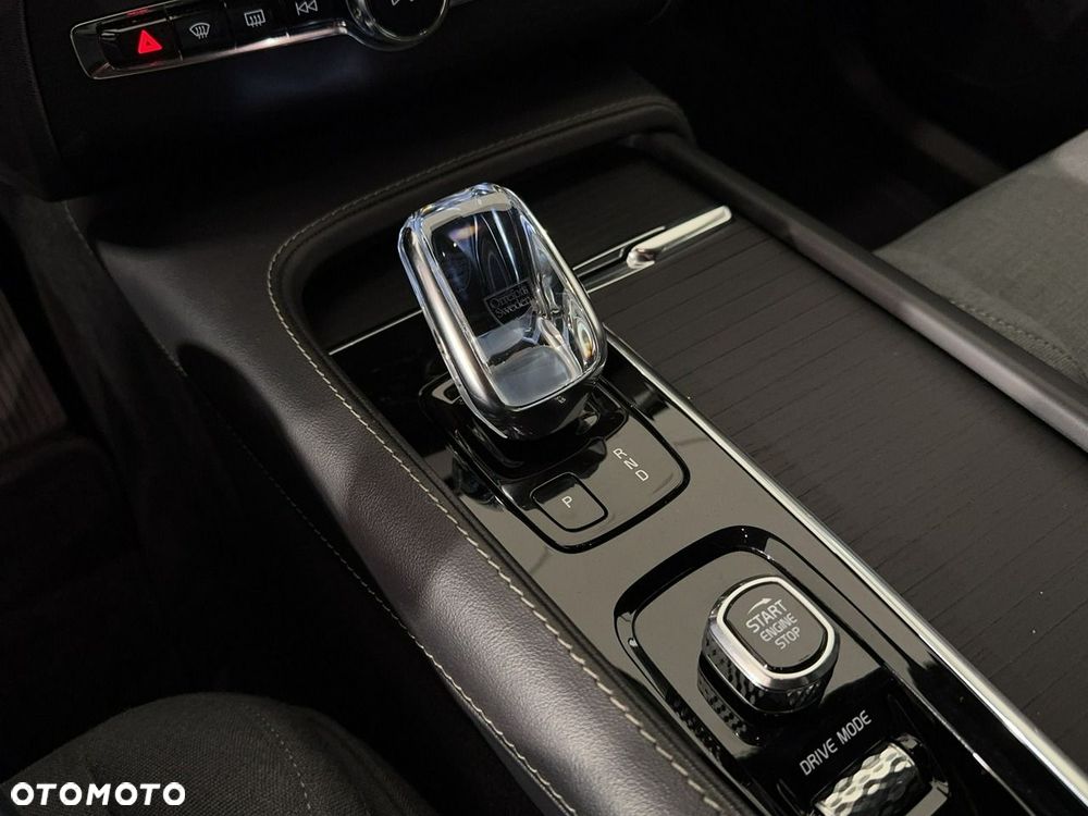 Volvo XC 90 - 33