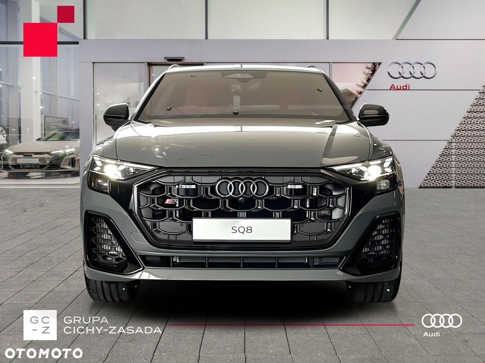 Audi SQ8 - 9