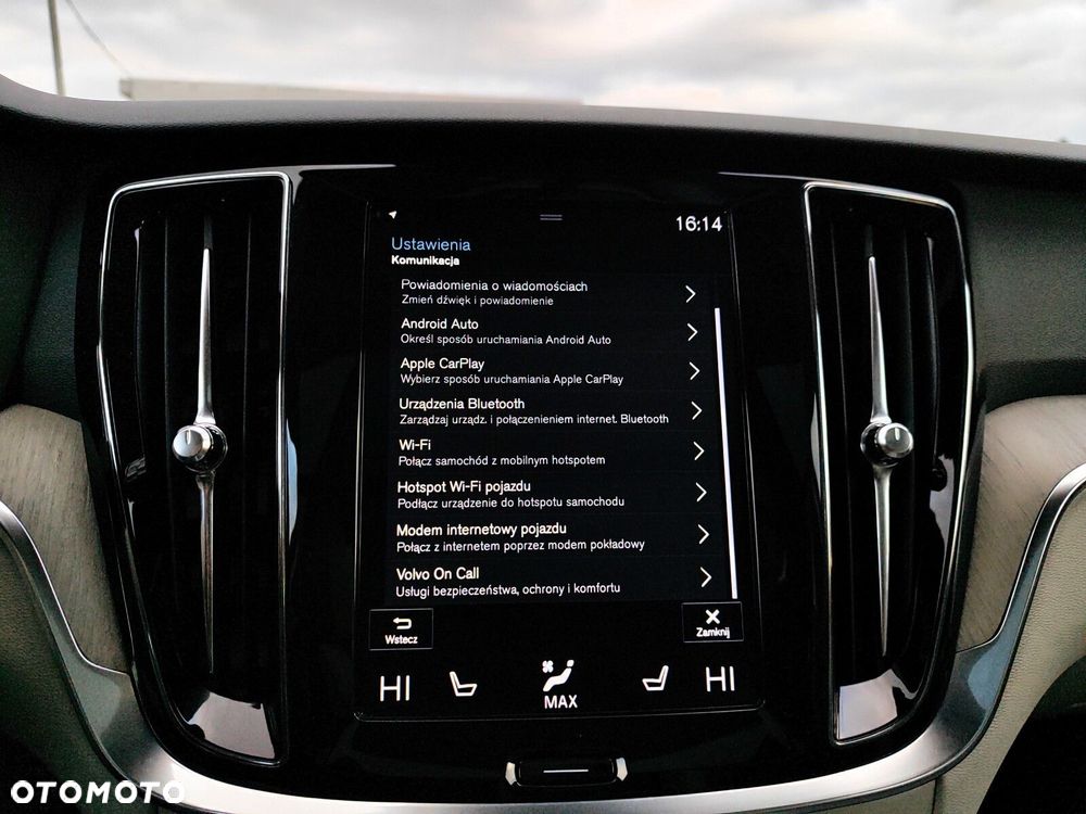 Volvo V60 Cross Country Pro D4 AWD - 32