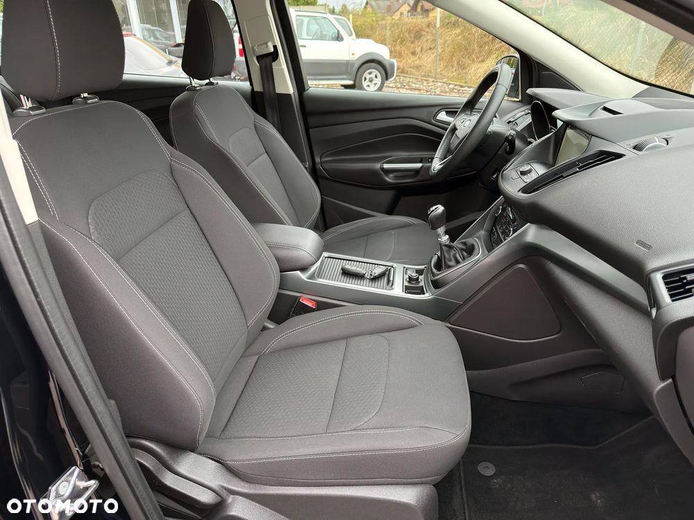 Ford Kuga 2.0 TDCi 4x4 Titanium - 21