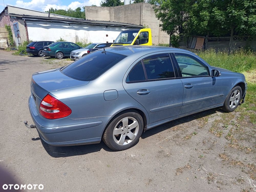 Mercedes-Benz Klasa E 320 4 Matic Avantgarde - 5