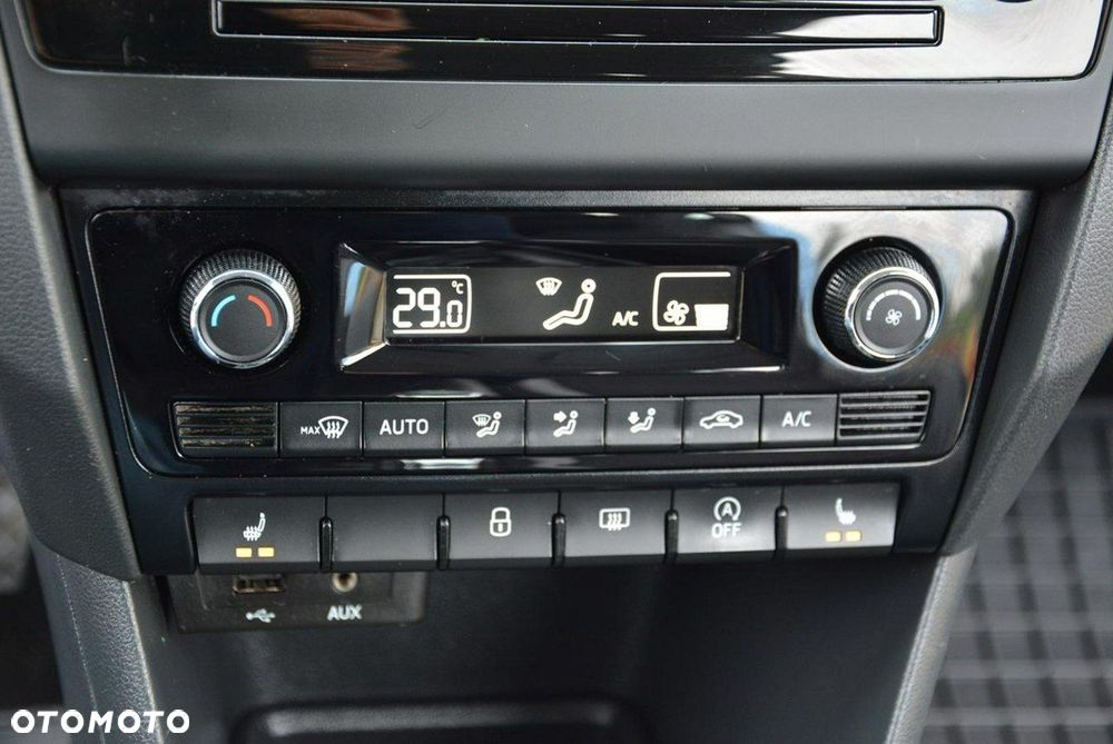 Skoda RAPID 1.4 TDI DPF Edition DSG - 24