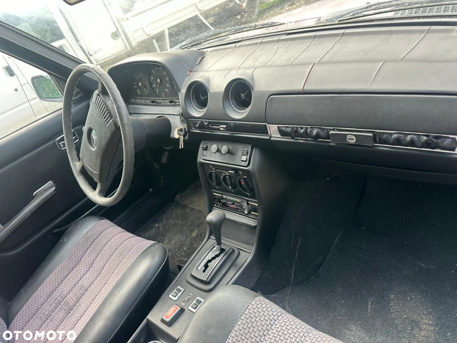 Mercedes-Benz W123 - 7