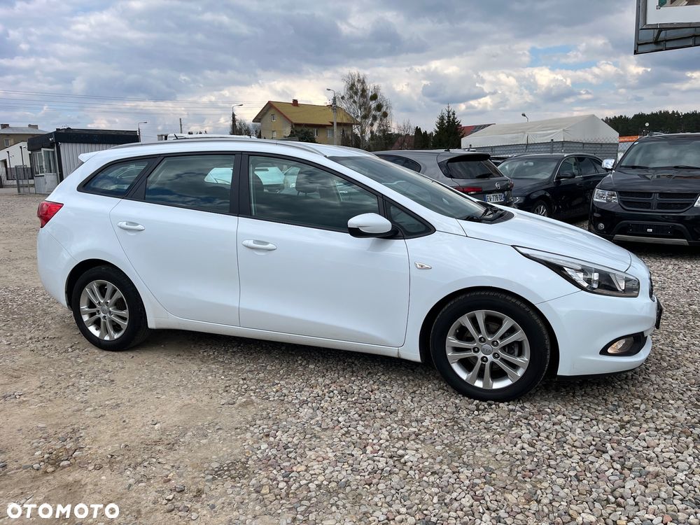 Kia Ceed 1.6 GDI Edition 7 - 24